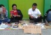 Manfaatkan Trotoar, PMII Cabang Kota Tasik Gelar Lapak Baca Buku Gratis