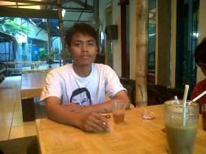 461694_440723215937718_221341586_o-1