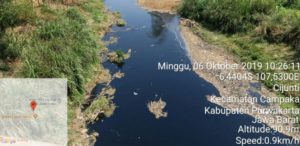 Kondisi terakhir sungai cilamaya tampak hitam diduga akibat tercemar limbah-limbah industri, yang limbahnya dibuang ke sungai cilamaya.