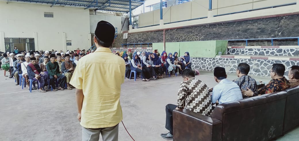 ratusan guru ngaji hadiri Reses I Anggota DPRD Jabar Fraksi Golkar Edi Rusyandi